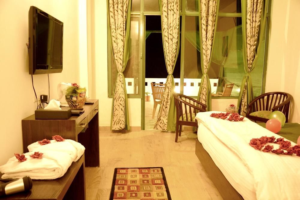 Lans Castle Otel Lansdowne Dış mekan fotoğraf